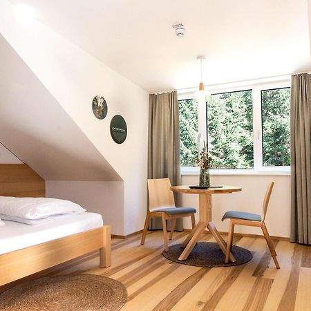 Forsthaus Apartments - Ski + Bike & Hike كلافر ام هوتشفيشت المظهر الخارجي الصورة