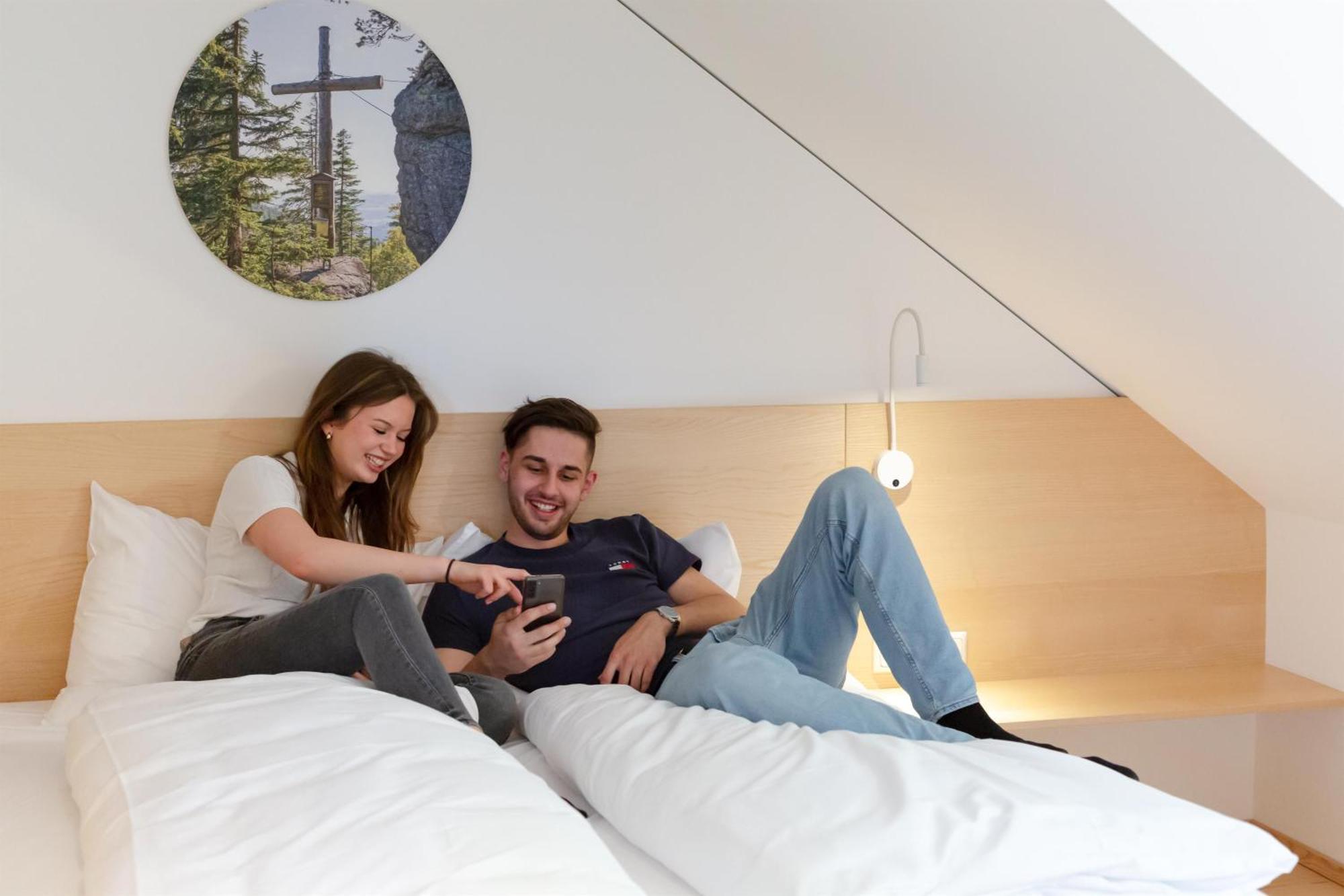 Forsthaus Apartments - Ski + Bike & Hike كلافر ام هوتشفيشت المظهر الخارجي الصورة