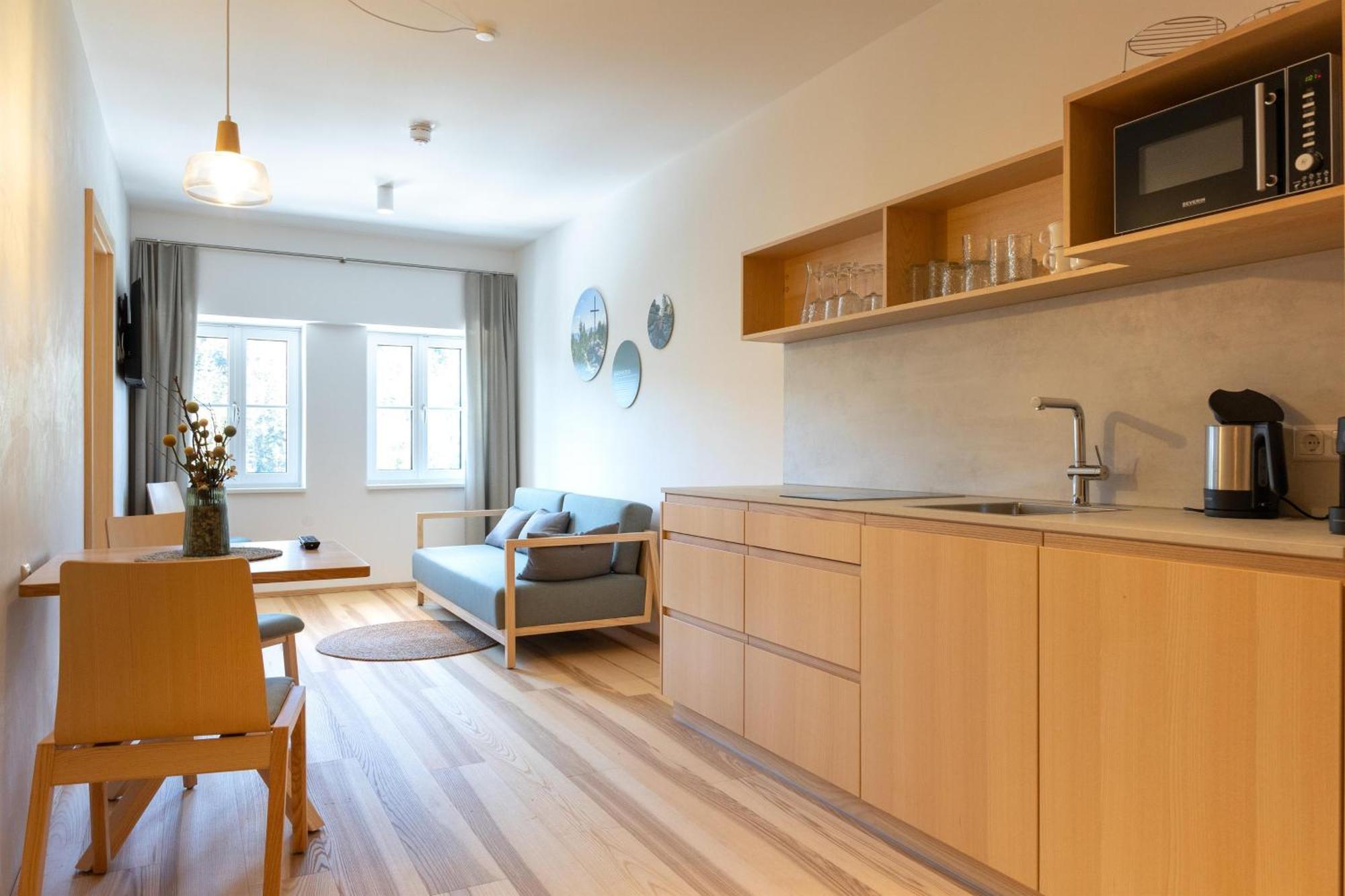 Forsthaus Apartments - Ski + Bike & Hike كلافر ام هوتشفيشت المظهر الخارجي الصورة